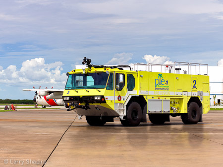 PIE St Petersburg Clearwater International Airport Fire Rescue Department apparatus crash trucks E-ONE Titan ARFF Larry Shapiro photographer shapirophotography.net